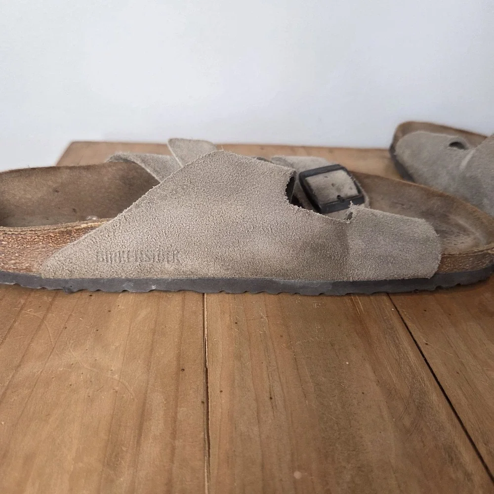 Birkenstock Arizona Sandals Mens Size 11 Taupe Suede Leather Made in Germany 44‎